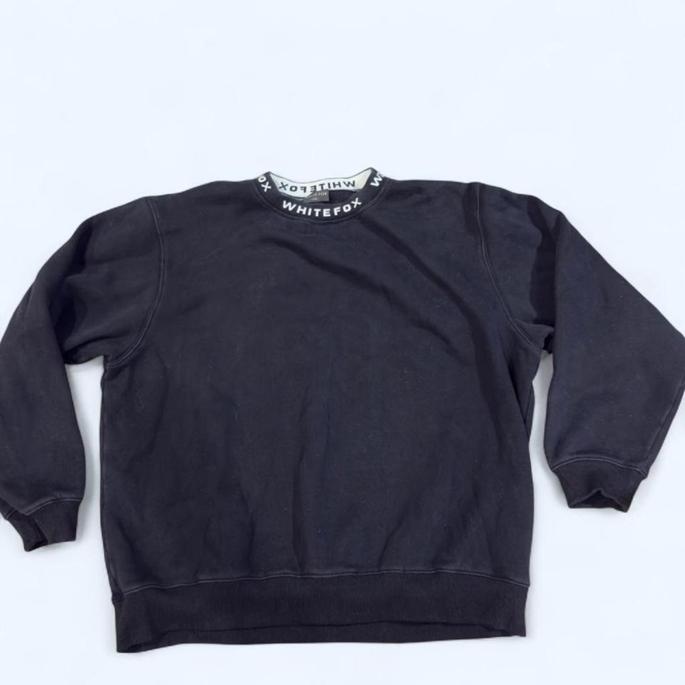White Fox Black Oversized‎ Crewneck Sweatshirt